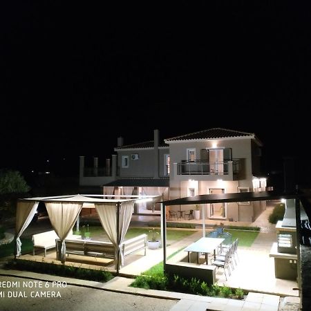 Rose Maisonette Razata Екстер'єр фото