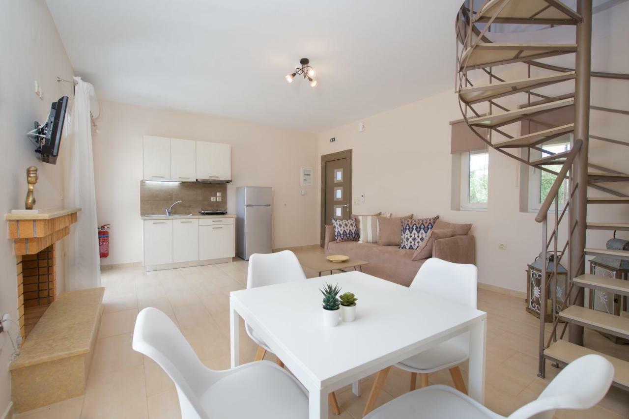 Rose Maisonette Razata Екстер'єр фото