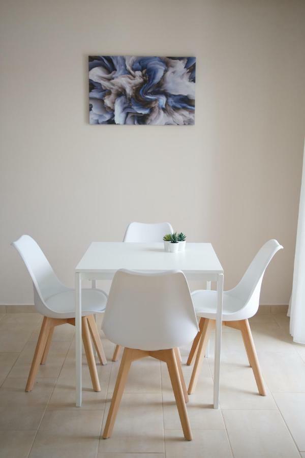 Rose Maisonette Razata Екстер'єр фото