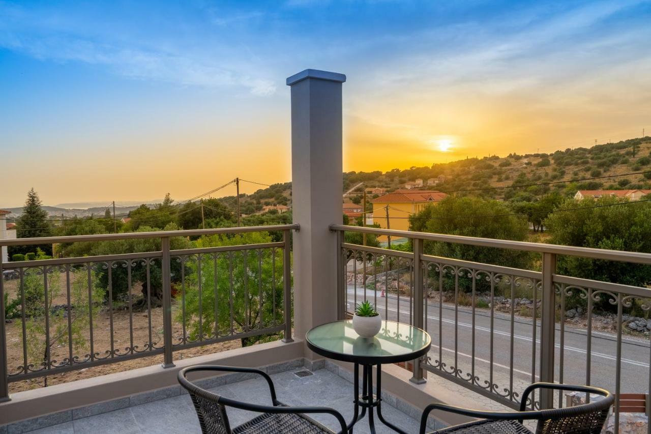 Rose Maisonette Razata Екстер'єр фото
