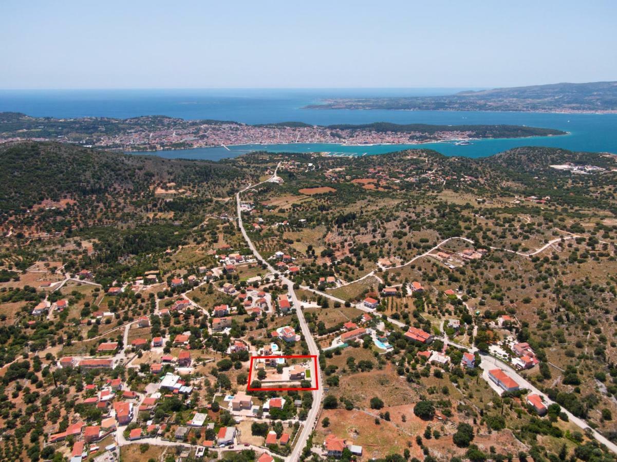 Rose Maisonette Razata Екстер'єр фото